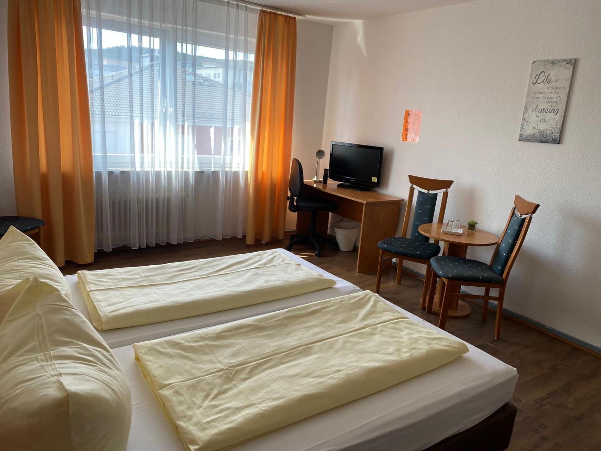 Hotel Sonne - Haus 1 Idstein Ngoại thất bức ảnh